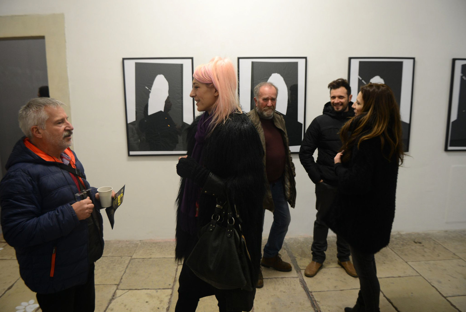 Dragana Sapanjoš, 1/2 OF FRAME, 2016 (image 8)