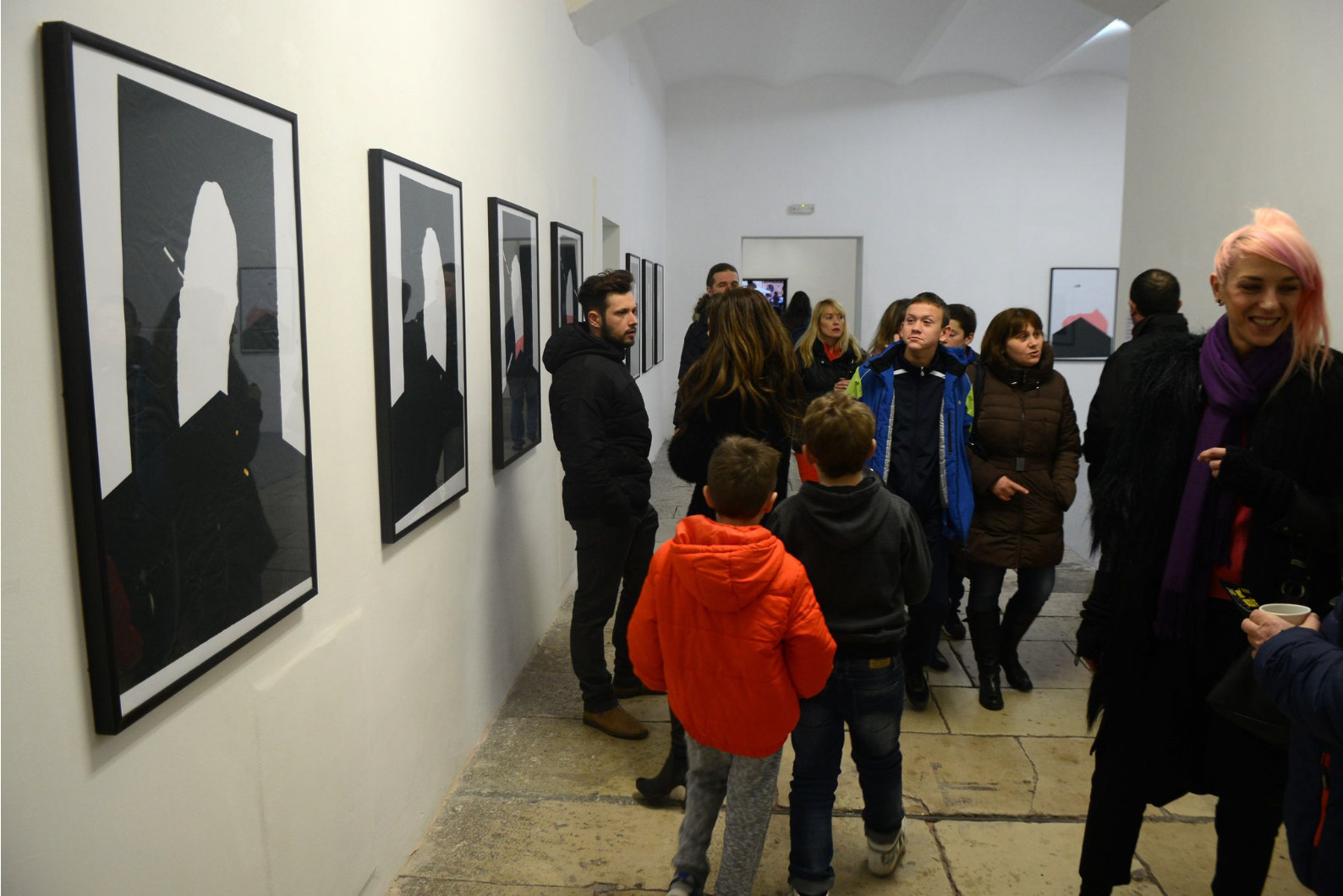 Dragana Sapanjoš, 1/2 OF FRAME, 2016 (image 9)