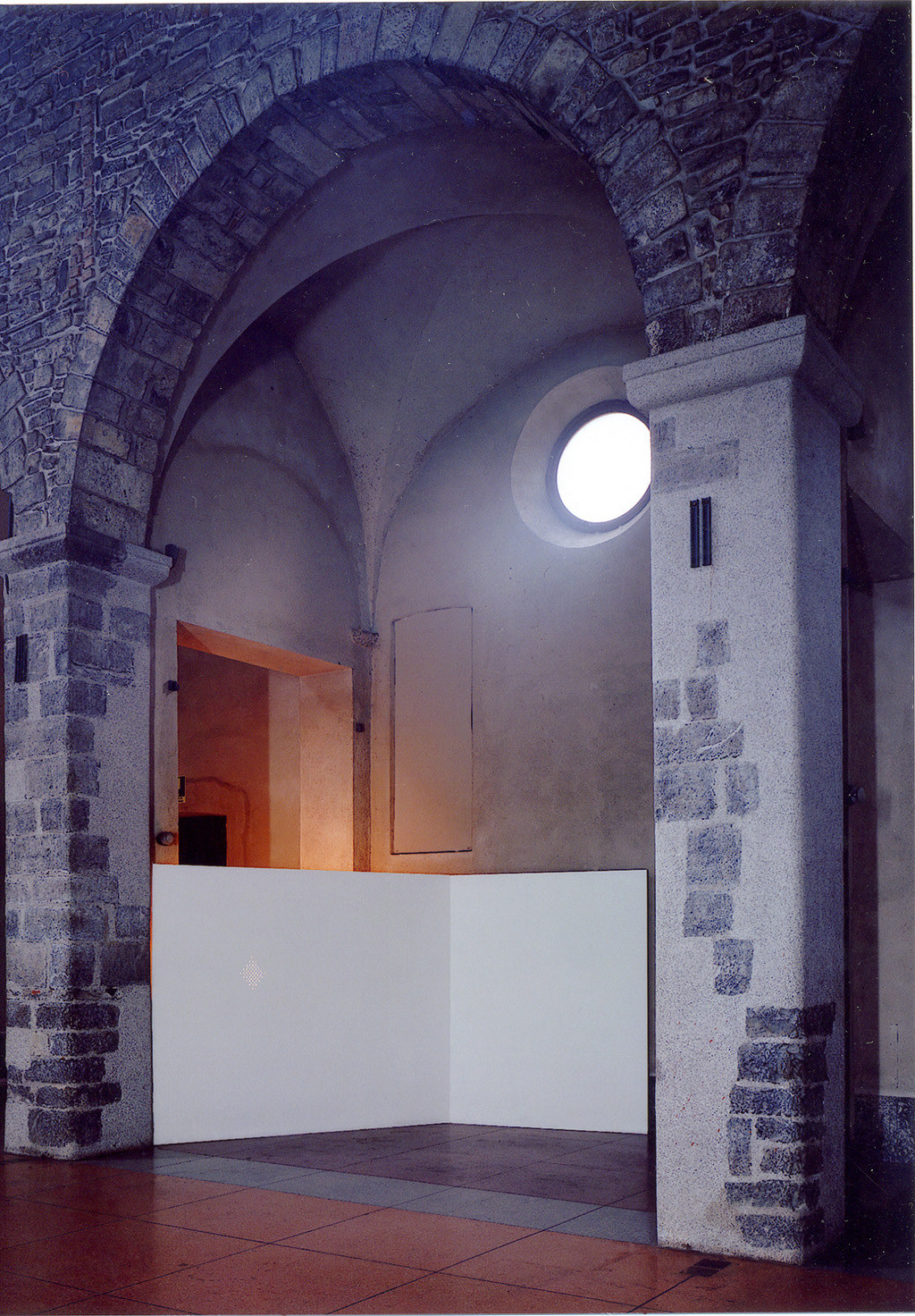 Dragana Sapanjoš, ∃.DOC, 2003 (image 1)