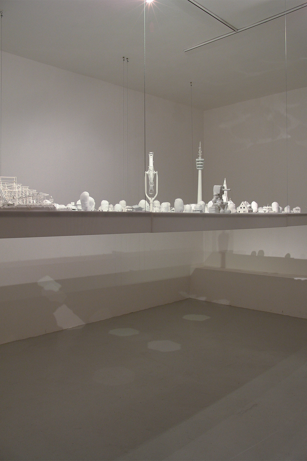 Installation view – Dragana Sapanjoš, POMeCA, 2005 (image 13)