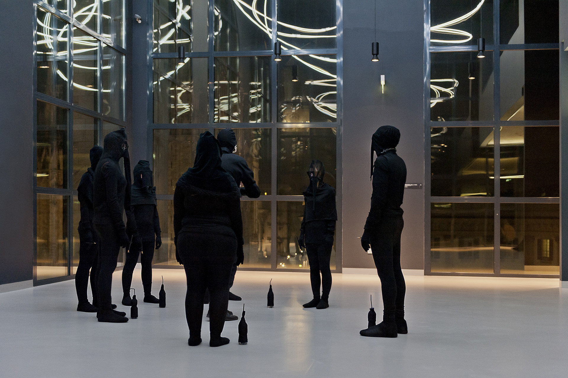 Dragana Sapanjoš, VIS MAJOR - Sinking (teen), 2012 (image 2)